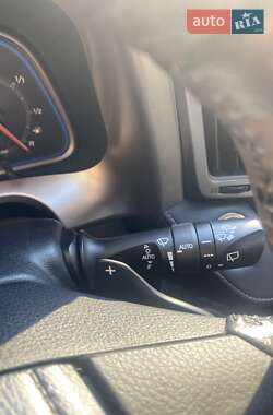 Внедорожник / Кроссовер Toyota RAV4 2013 в 