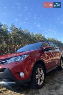 Внедорожник / Кроссовер Toyota RAV4 2013 в 
