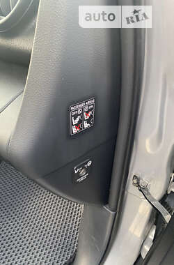 Позашляховик / Кросовер Toyota RAV4 2007 в 
