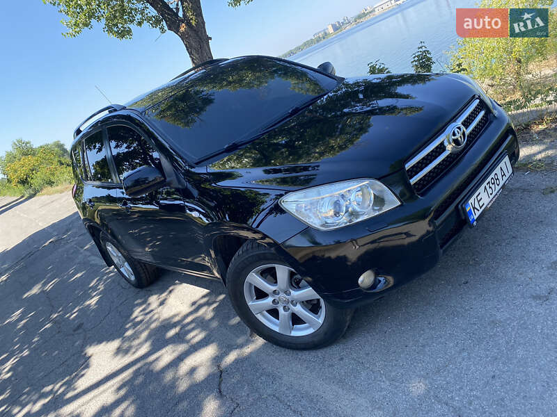 Внедорожник / Кроссовер Toyota RAV4 2008 в Днепре