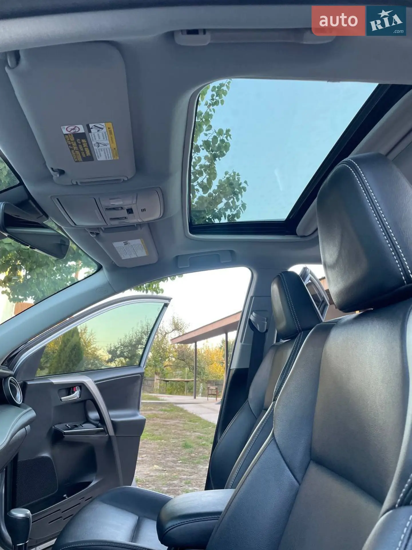 2018 Toyota RAV 4 - мініатюра 14