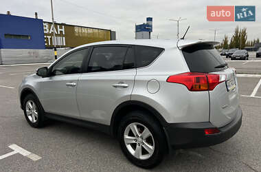 Позашляховик / Кросовер Toyota RAV4 2013 в Києві