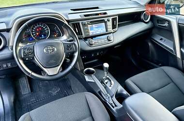 Позашляховик / Кросовер Toyota RAV4 2015 в Калуші