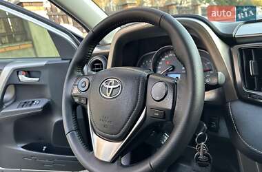 Внедорожник / Кроссовер Toyota RAV4 2014 в Одессе