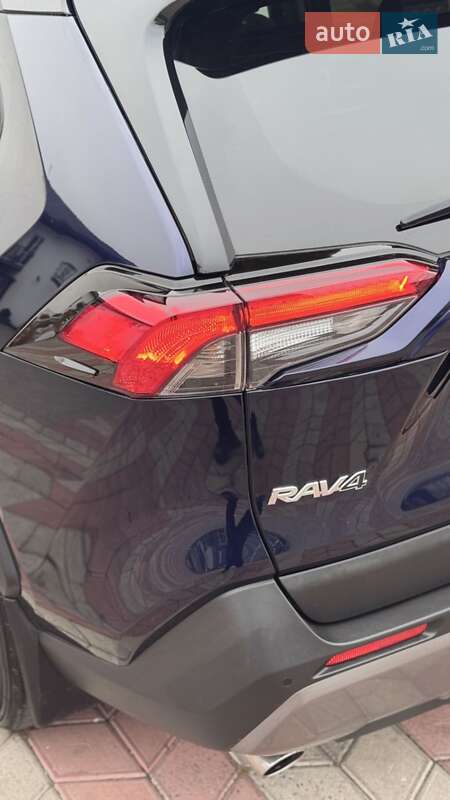 Внедорожник / Кроссовер Toyota RAV4 2021 в Умани фото 7 Внедорожник / Кроссовер Toyota RAV4 2021 в Умани