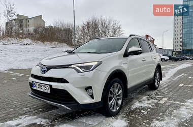 Внедорожник / Кроссовер Toyota RAV4 2018 в Тернополе