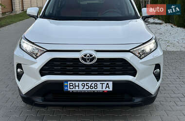 Внедорожник / Кроссовер Toyota RAV4 2019 в Одессе