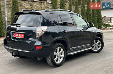 Внедорожник / Кроссовер Toyota RAV4 2011 в Ровно