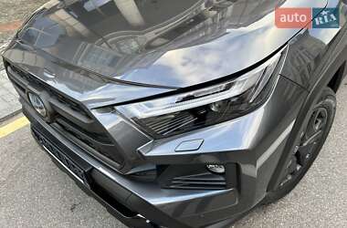 Внедорожник / Кроссовер Toyota RAV4 2024 в Киеве