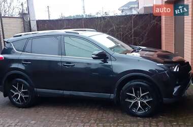 Позашляховик / Кросовер Toyota RAV4 2018 в Києві