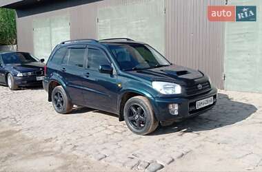 Внедорожник / Кроссовер Toyota RAV4 2002 в Иршанске