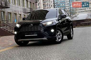 Внедорожник / Кроссовер Toyota RAV4 2021 в Одессе