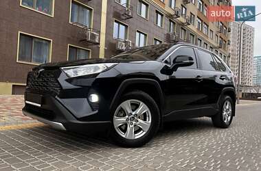 Внедорожник / Кроссовер Toyota RAV4 2021 в Одессе