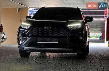 Внедорожник / Кроссовер Toyota RAV4 2021 в Одессе