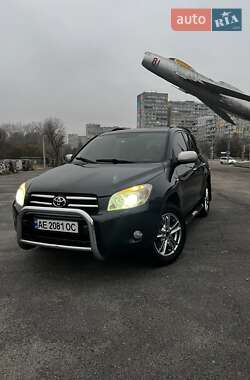 Позашляховик / Кросовер Toyota RAV4 2006 в Дніпрі