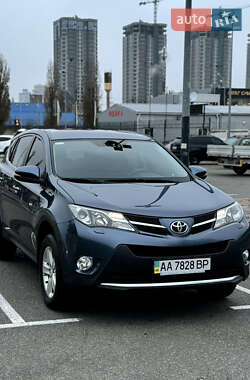 Позашляховик / Кросовер Toyota RAV4 2013 в Києві