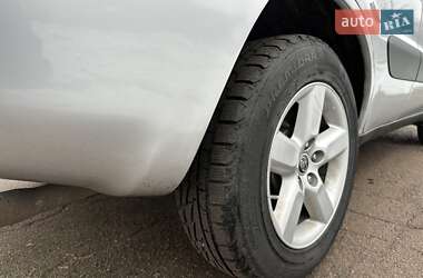 Внедорожник / Кроссовер Toyota RAV4 2002 в Нежине