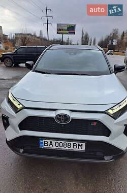 Позашляховик / Кросовер Toyota RAV4 2023 в Кропивницькому