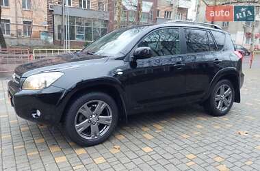 Позашляховик / Кросовер Toyota RAV4 2006 в 