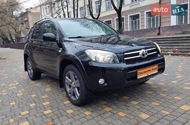 Позашляховик / Кросовер Toyota RAV4 2006 в 