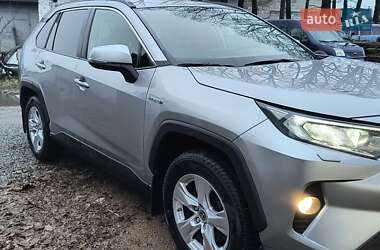 Позашляховик / Кросовер Toyota RAV4 2021 в Житомирі