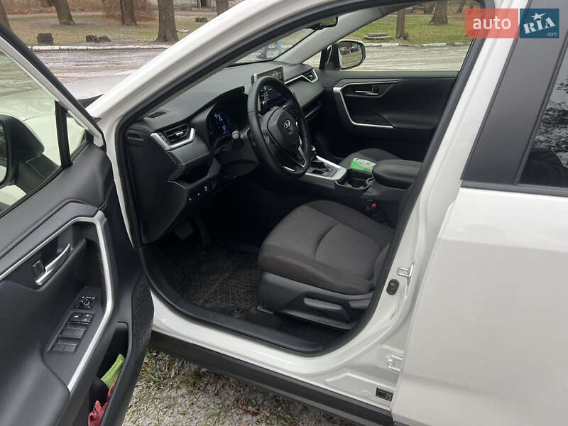 Позашляховик / Кросовер Toyota RAV4 2018 в Кременчуці