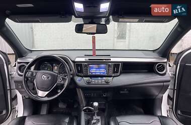 Позашляховик / Кросовер Toyota RAV4 2018 в Києві