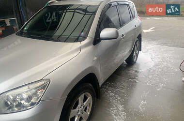 Позашляховик / Кросовер Toyota RAV4 2006 в Яворові