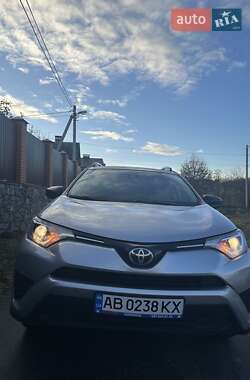 Позашляховик / Кросовер Toyota RAV4 2017 в Вінниці