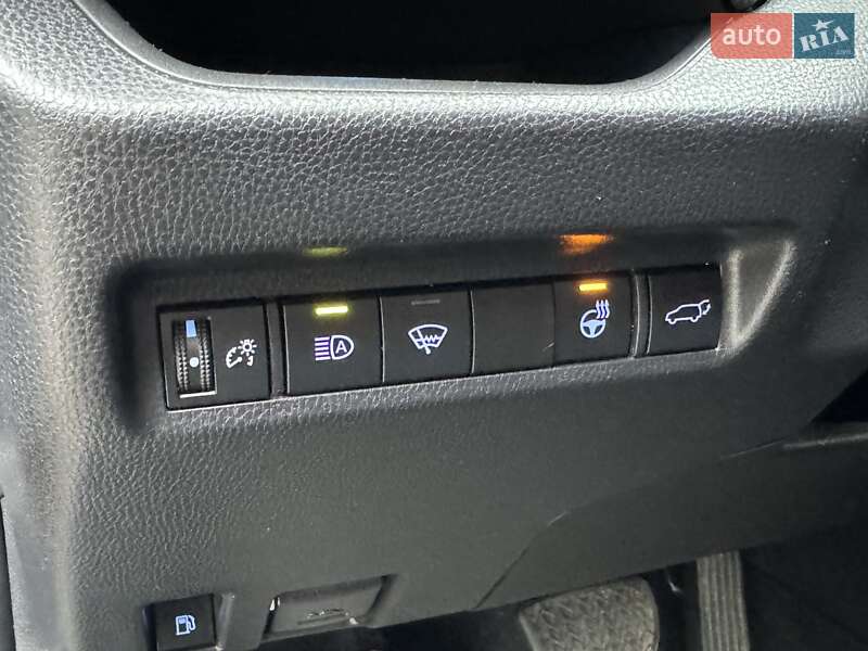 Внедорожник / Кроссовер Toyota RAV4 2021 в Одессе
