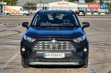 Позашляховик / Кросовер Toyota RAV4 2019 в Києві