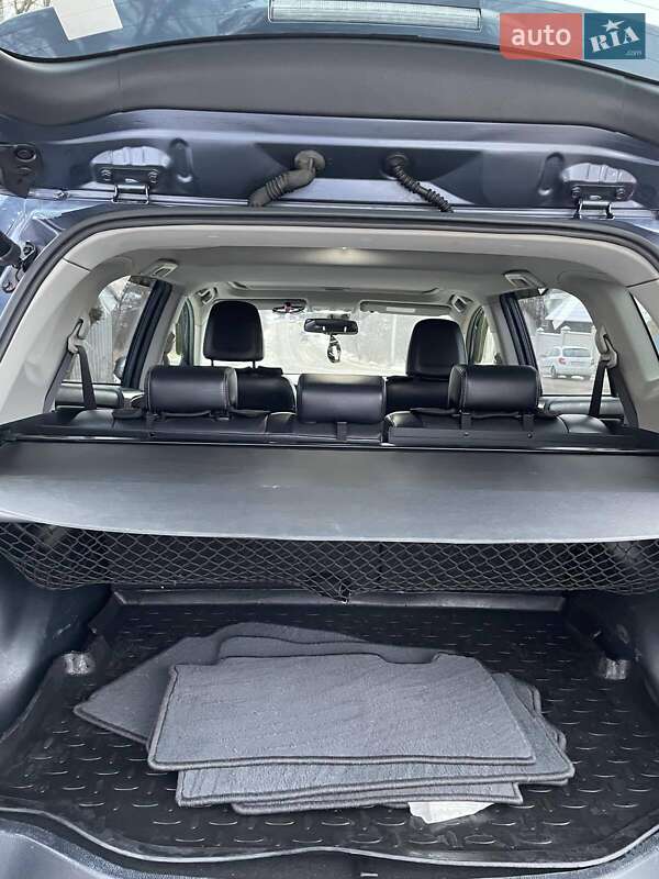 Внедорожник / Кроссовер Toyota RAV4 2013 в Изюме