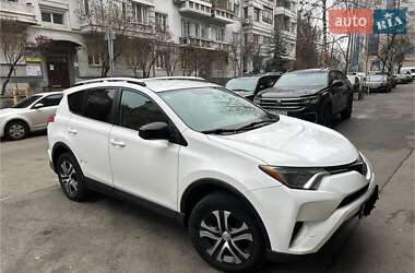 Toyota RAV4 2016