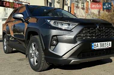 Позашляховик / Кросовер Toyota RAV4 2023 в Кропивницькому