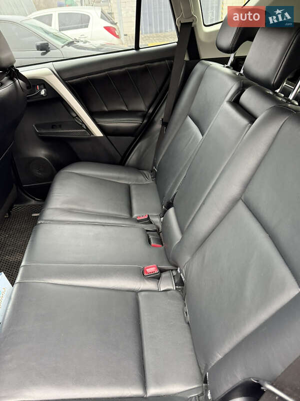 Позашляховик / Кросовер Toyota RAV4 2014 в Вінниці