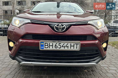 Внедорожник / Кроссовер Toyota RAV4 2015 в Одессе