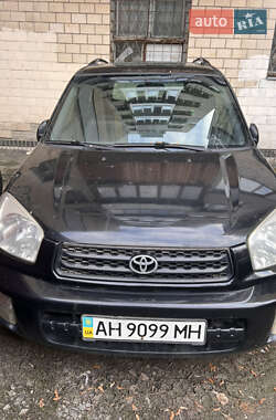 Позашляховик / Кросовер Toyota RAV4 2003 в Києві