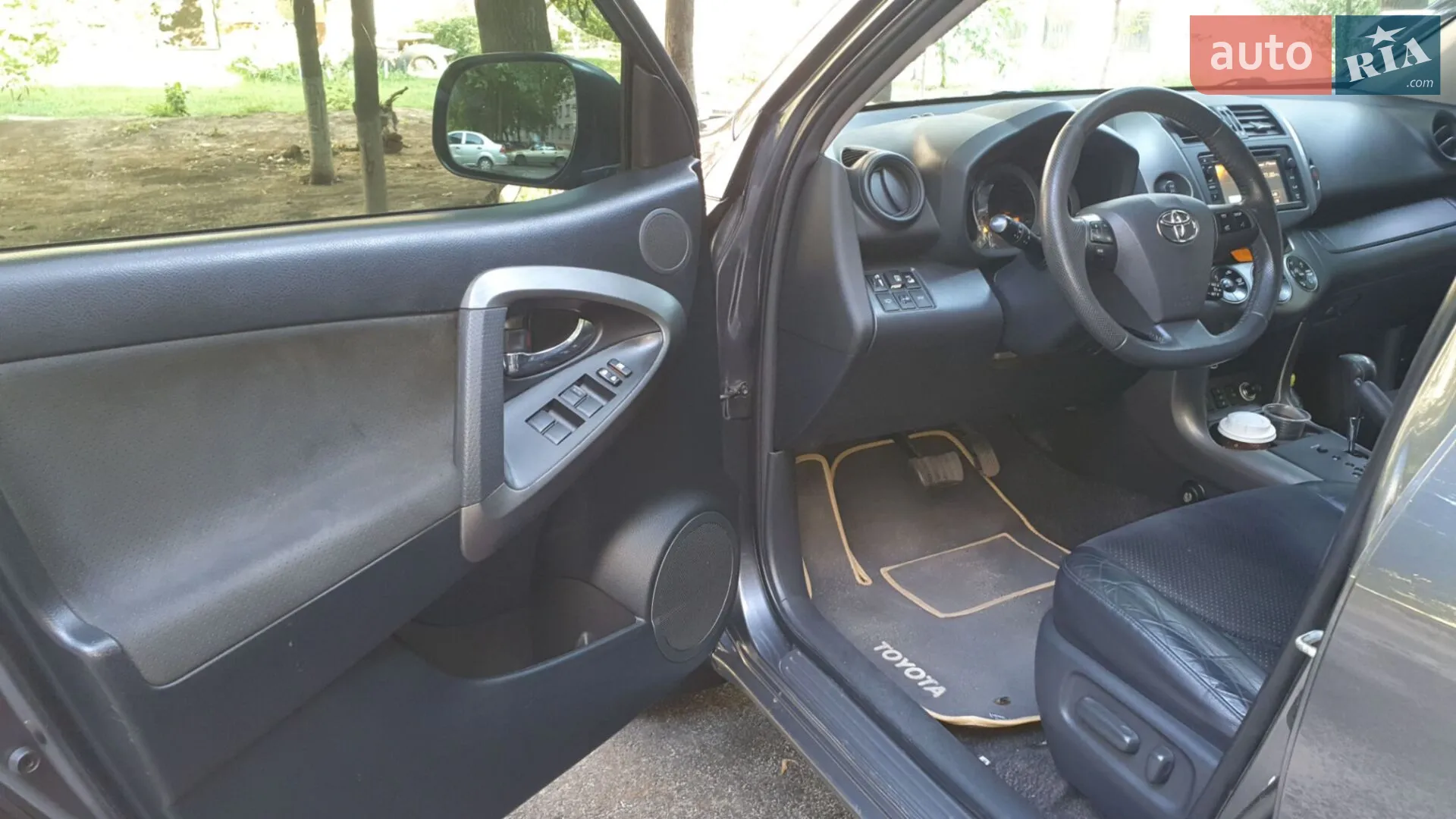 2012 Toyota RAV 4 - мініатюра 16