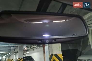 Внедорожник / Кроссовер Toyota RAV4 2012 в 