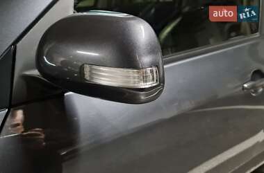 Внедорожник / Кроссовер Toyota RAV4 2012 в 