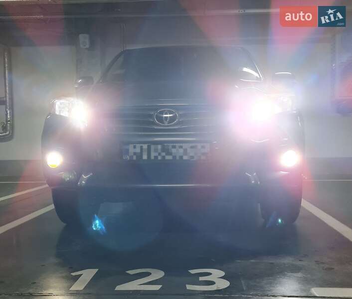 Внедорожник / Кроссовер Toyota RAV4 2012 в Киеве