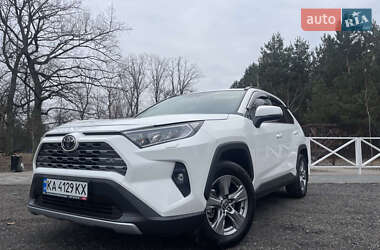 Позашляховик / Кросовер Toyota RAV4 2023 в Києві