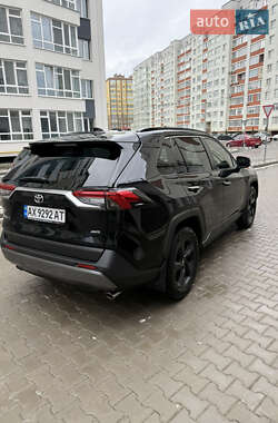 Позашляховик / Кросовер Toyota RAV4 2019 в Хмельницькому