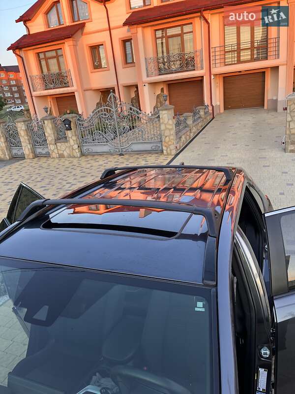 Позашляховик / Кросовер Toyota RAV4 2021 в Тернополі