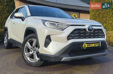 Позашляховик / Кросовер Toyota RAV4 2019 в Львові