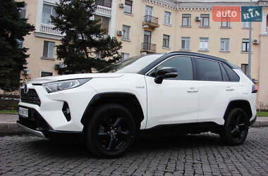 Позашляховик / Кросовер Toyota RAV4 2019 в Одесі