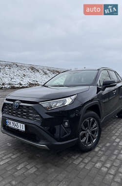 Позашляховик / Кросовер Toyota RAV4 2023 в Рокитному