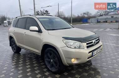 Позашляховик / Кросовер Toyota RAV4 2007 в Полтаві