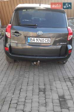 Позашляховик / Кросовер Toyota RAV4 2007 в Умані