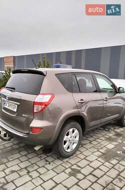 Позашляховик / Кросовер Toyota RAV4 2010 в Хмельницькому